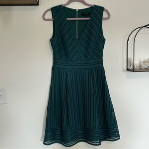 J.Crew Green Sleeveless Eyelet V Neck Mini Dress Size 4